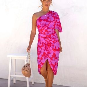 VICI DO + BE Addicted To Love One Shoulder Dress NEW